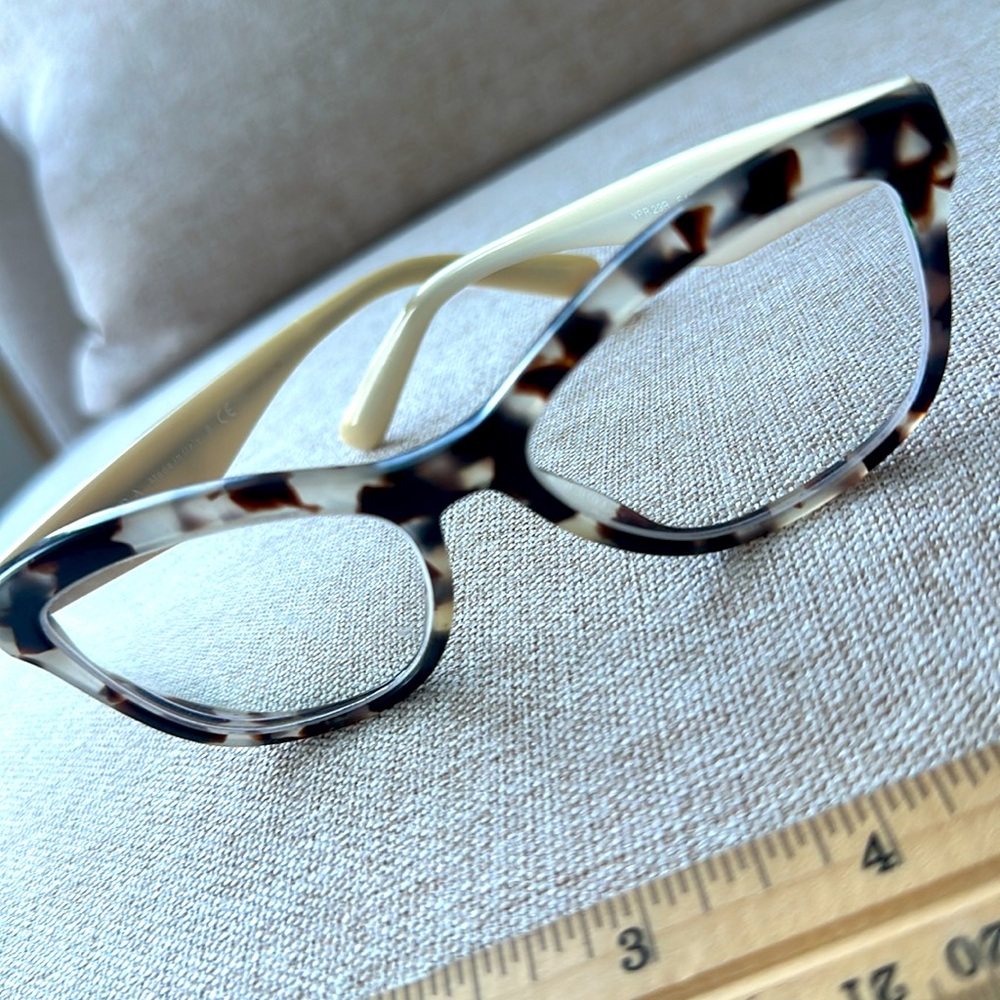 Prada Tortoise Shell Cat-Eye Glasses - Chic and Timeless